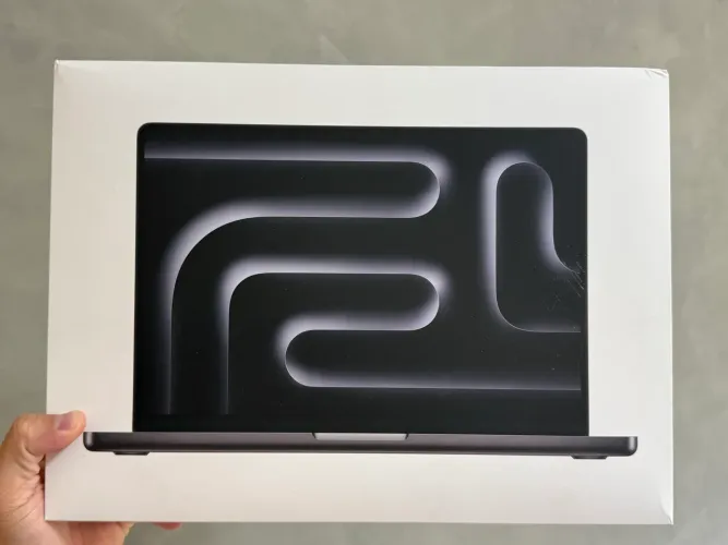 Macbook M4 Pro 24gb / 512gb 14?