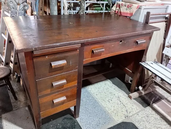 Escrivaninha antiga madeira grande