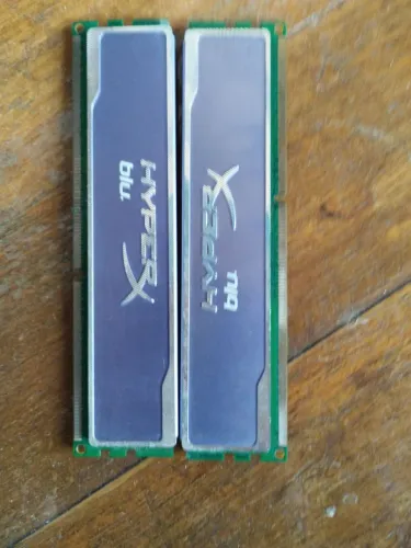 VENDE-SE MEMÓRIA RAM DDR3 HYPER BLU 2GB KINGSTON