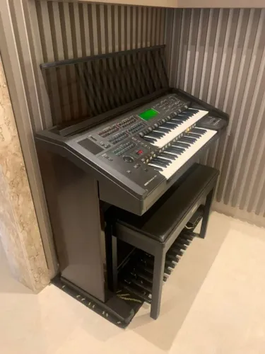 Órgão eletrônico Yamaha EL-90 a venda.