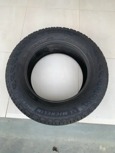 Pneu pra caminhonete