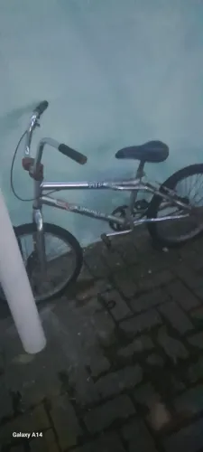 Vendo bike tamanho infantil
