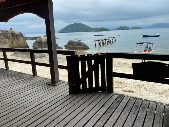 CASA ILHA DE JAGUANUM - ITACURUÇÁ