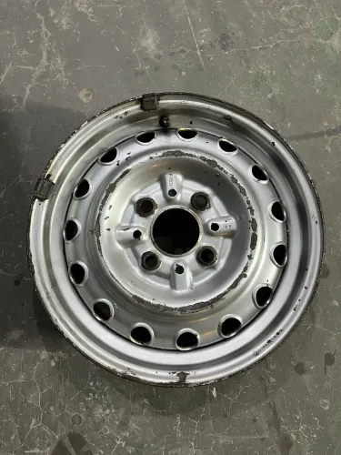 ? Roda 13? de Ferro Fiat 147 Original - Avulsa ?