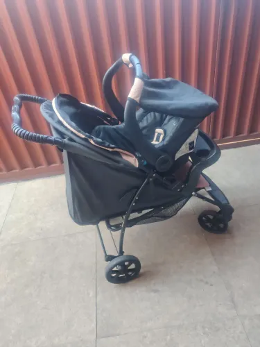 Carrinho de BB + Bb conforto
