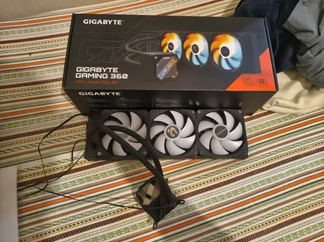 Water Cooler Gigabyte Gaming 360mm