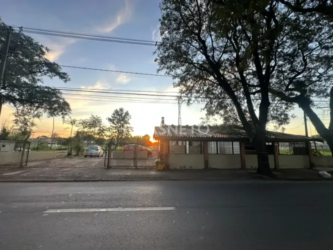 Imóvel comercial para locação na Avenida Presidente Kennedy