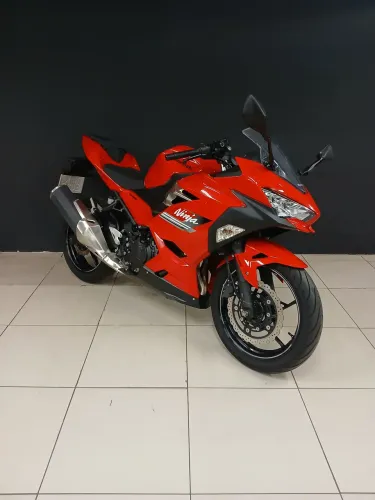 KAWASAKI NINJA 400
