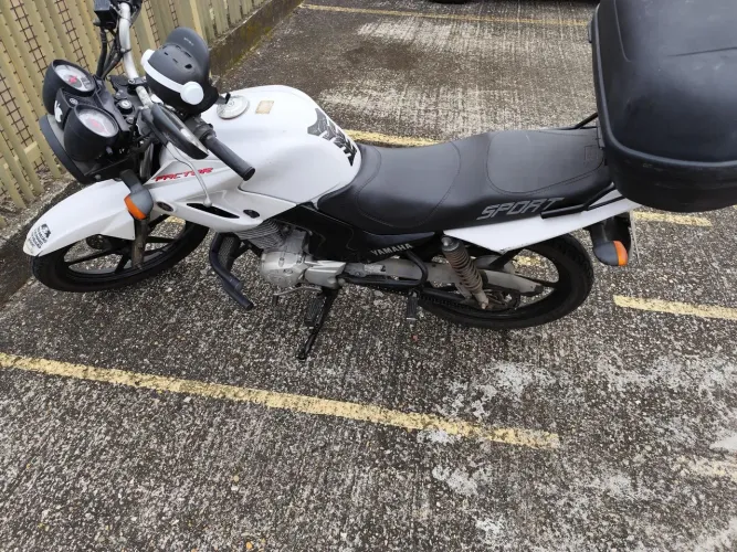 Moto 125 pegar e andar 