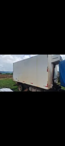 Bau frigorifico gancheiro
