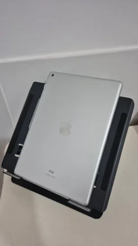 Apple Ipad 9 64Gb Seminovo completo + Caixa