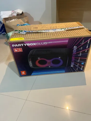 Caixa de som JBL Parybox 120
