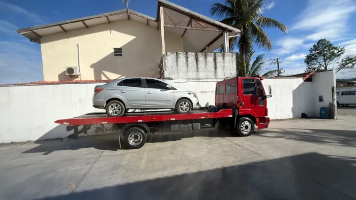 Guincho Plataforma Ford Cargo 815e 