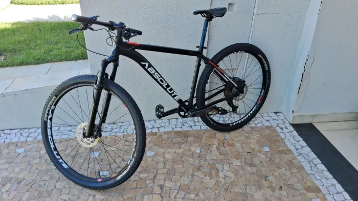 Bicicleta MTB 12 v suspensão a Ar
