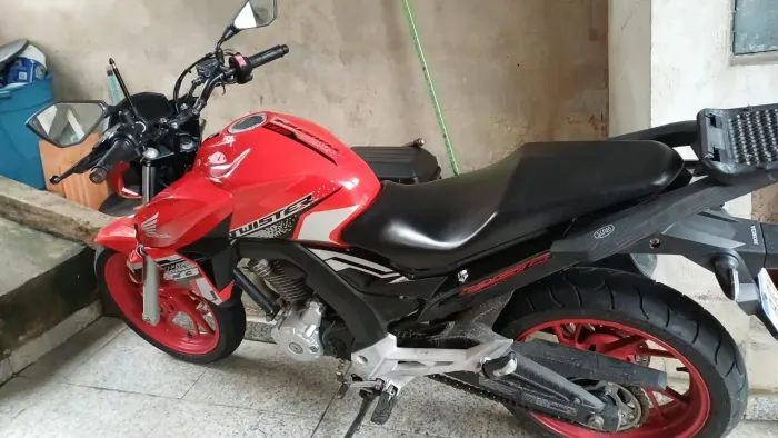 Cb 250