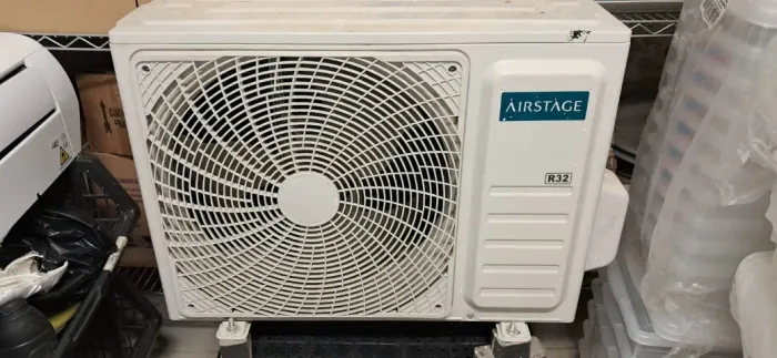 AR CONDICIONADO FUJITSU AIRSTAGE 9000 BTU COMPLETO 
