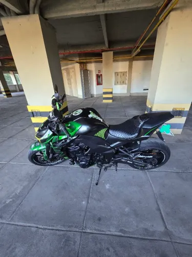 Kawasaki z1000 2022