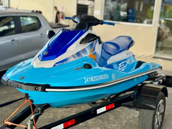 Jet ski Yamaha EX Sport 2024 com 18h de uso!