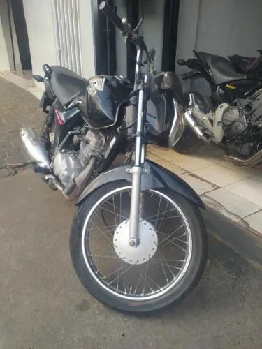 Vendo fan 125 modelo 2014