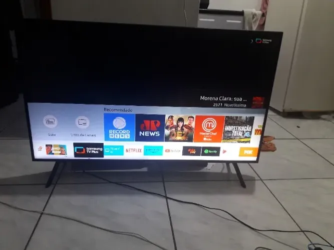Smart tv 43" POLEGADAS UHD 4k SANSUNG TV DE 2024
