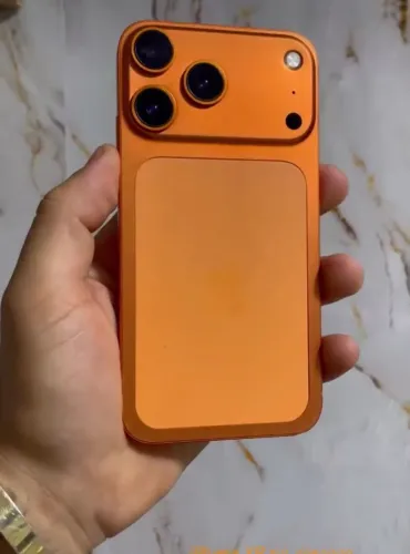 iPhone XR na carcaça do 17 novo perfeito estado 