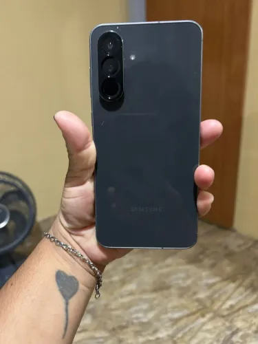 Troco A56 por moto edge 50 ou 60