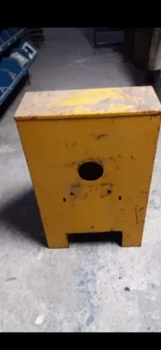 CAIXA DE FERRO UNIVERSAL DA BETONEIRA 400L COM POLIA ATE 35CM