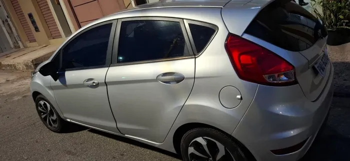 Ford Fiesta 1.5 16V Flex Mec. 5P 2016