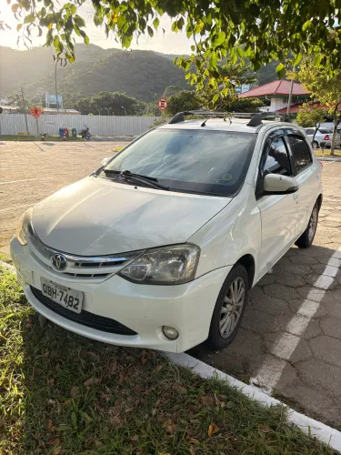 Toyota Etios XLS 1.5 Flex 16V 5P Mec. 2015