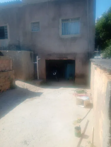 Vendo linda casa bairro itapuan sete lagoas