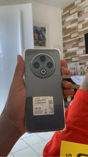 Tecno Spark 30 Pro - 256GB / 13GB RAM - Câmera 64MP (Impecável!