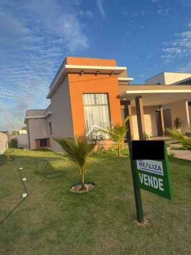 Casa com 3 Suítes Espaçosas à venda, 164 m² por R$ 890.000 - Ninho Verde II - Pardinho/SP