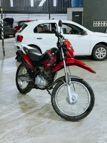 Bros 125 partida - 2014 sem detalhes