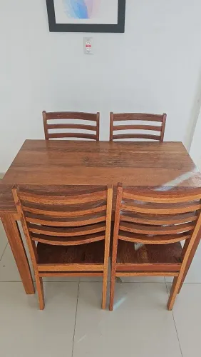Conjunto mesas massaranduba