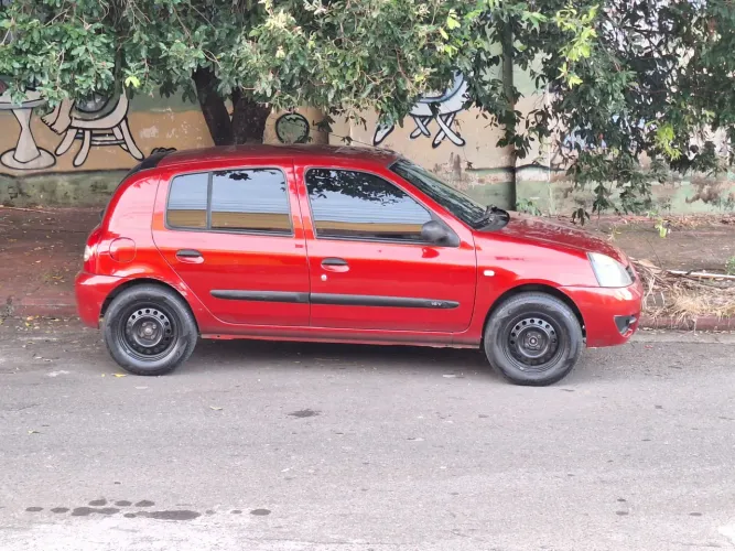 Renault Clio Campus Hi-flex 1.0 16V 5P 2010