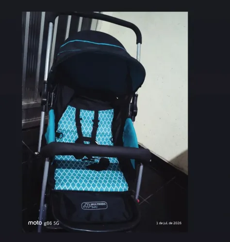Carrinho de passeio+ bebê conforto+ canguru novinho
