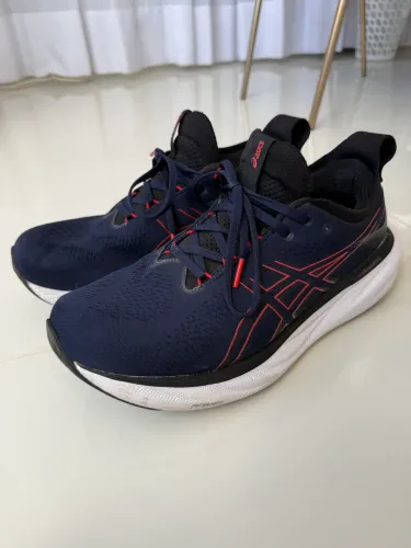 Tênis Asics Nimbus 25