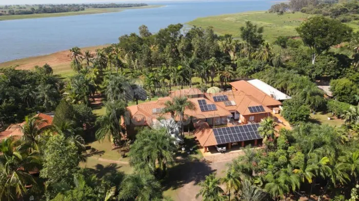 Pereira Barreto - Propriedade Rural, mas perto do centro, tendo uma área em torno de 7900m