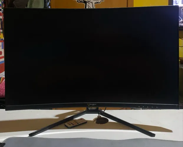 MONITOR GAMER STORM HUSKY