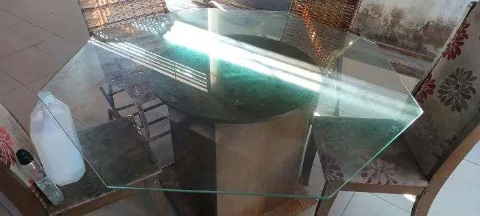 Tampo de mesa quadrangular