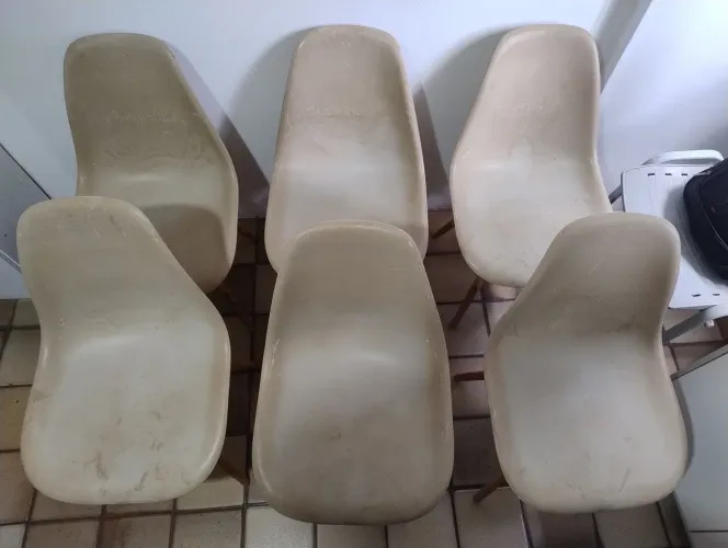 Cadeiras para mesa da sala. Valor é para as 6.