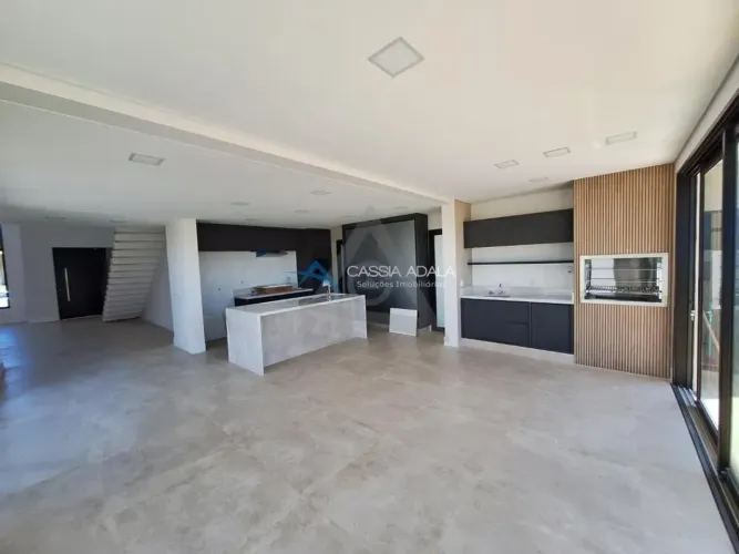 Sobrado para venda e locação no condomínio Residencial Parque dos Alecrins, Campinas/SP.