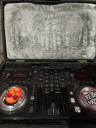 Controladora Pioneer aero pen drive
