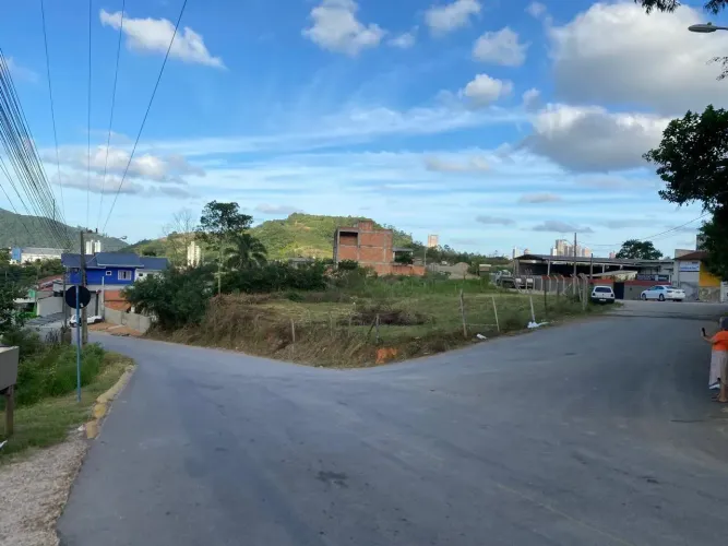 Lote/Terreno para venda com 1015 metros quadrados em Casa Branca - Itapema - Santa Catarin