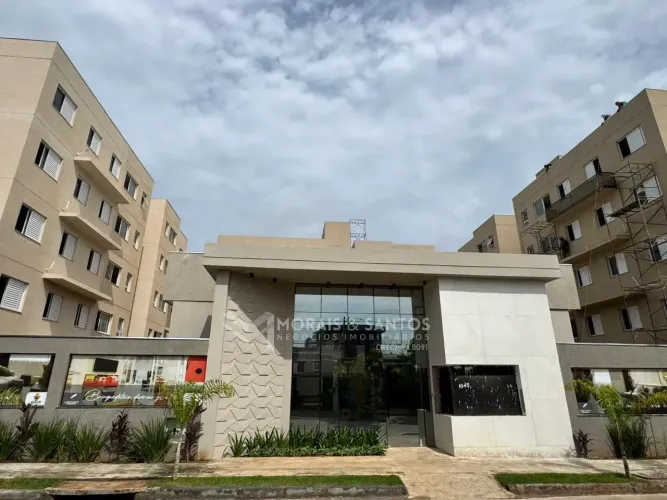 Apartamento à venda no Bairro Morada do Sol Montes Claros MG