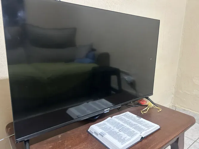 Vendo TV 32 polegadas semp em perfeito estado