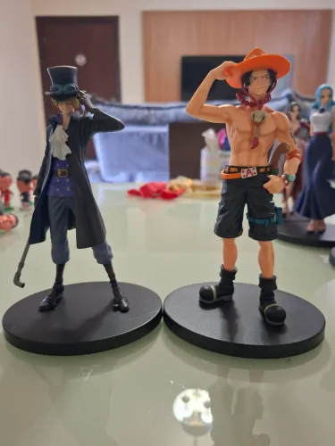 One piece the grandline men - ace e sabo valor unitário 