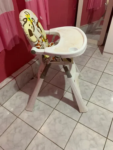 Cadeira alimentação