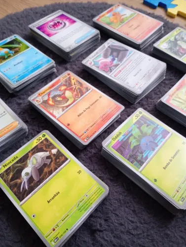 Cartas pokémon diversas