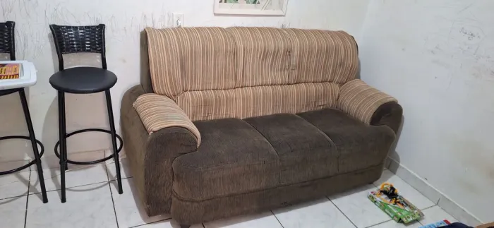 Sofás 3 e 2 lugares 